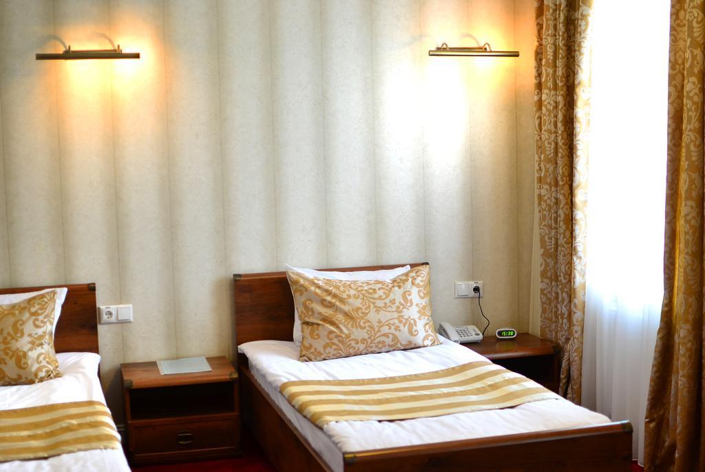 Kera Hotel Nesterenki Luaran gambar