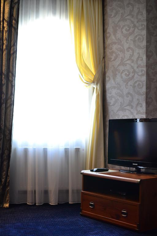 Kera Hotel Nesterenki Bilik gambar