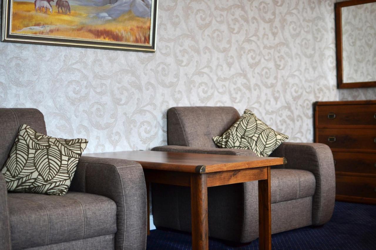 Kera Hotel Nesterenki Luaran gambar